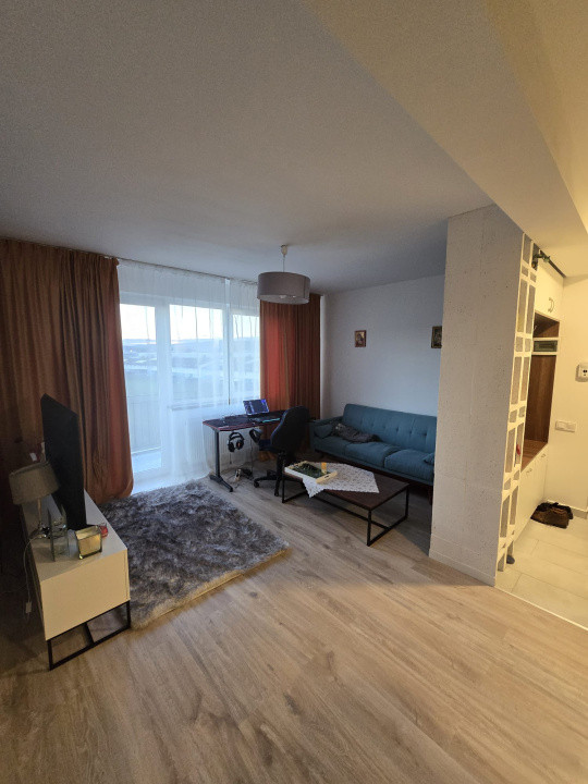 Apartament cu 3 camere, 61 mp, balcon, cartier Terra