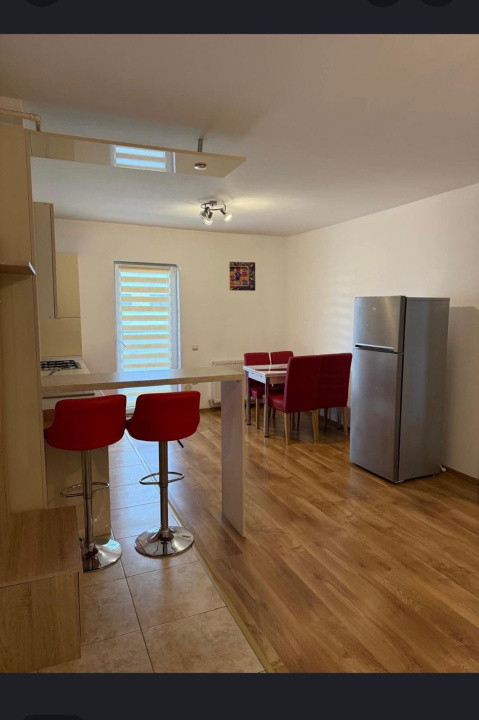 Apartament cu 2 camere, 46 mp, parcare, balcon, zona Eroilor