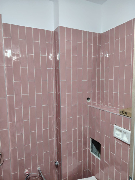 Apartament cu 4 camere, 78mp, zona Andrei Muresanu