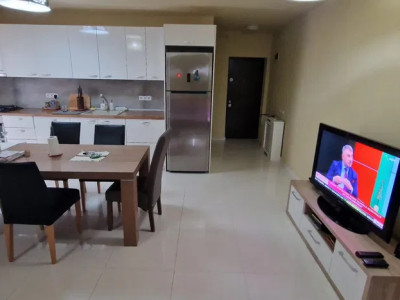 Apartament cu 4 camere,100mp, 2 parcari, Zona Europa