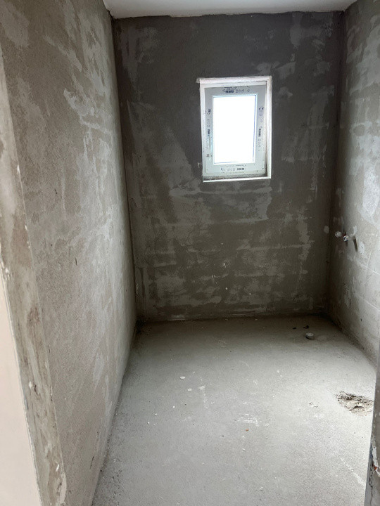 Apartament cu 3 camere, 66 mp, 2 balcoane, zona Terra