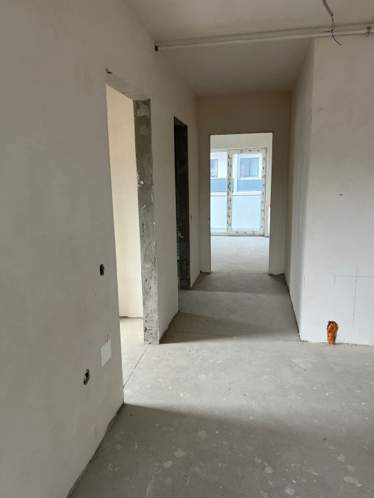 Apartament cu 3 camere, 66 mp, 2 balcoane, zona Terra