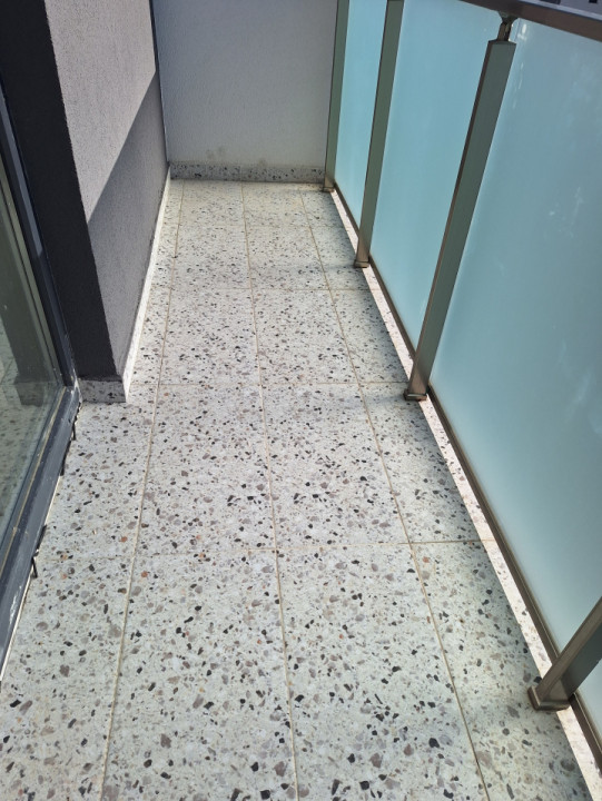 Apartament cu 3 camere, 66 mp, 2 balcoane, zona Terra