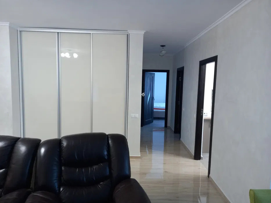 Apartament cu 2 camere,58mp,parcare, Zona Andrei Muresanu