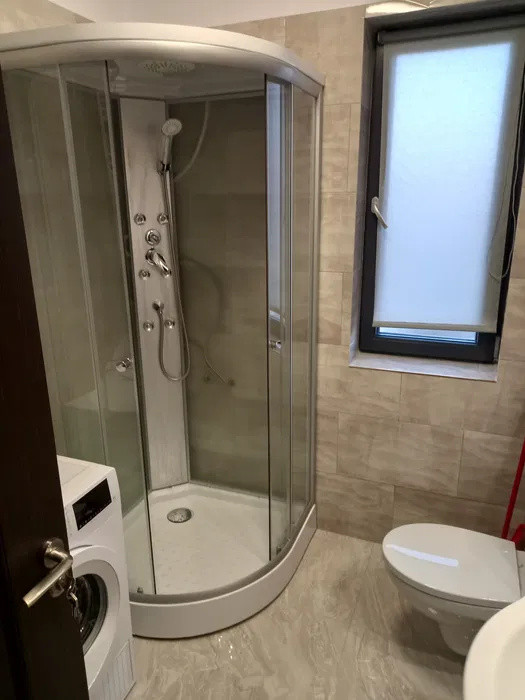 Apartament cu 2 camere,58mp,parcare, Zona Andrei Muresanu