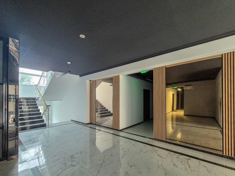 Apartament modern 2 camere cu terasa, prima inchiriere-Strada Cetatii