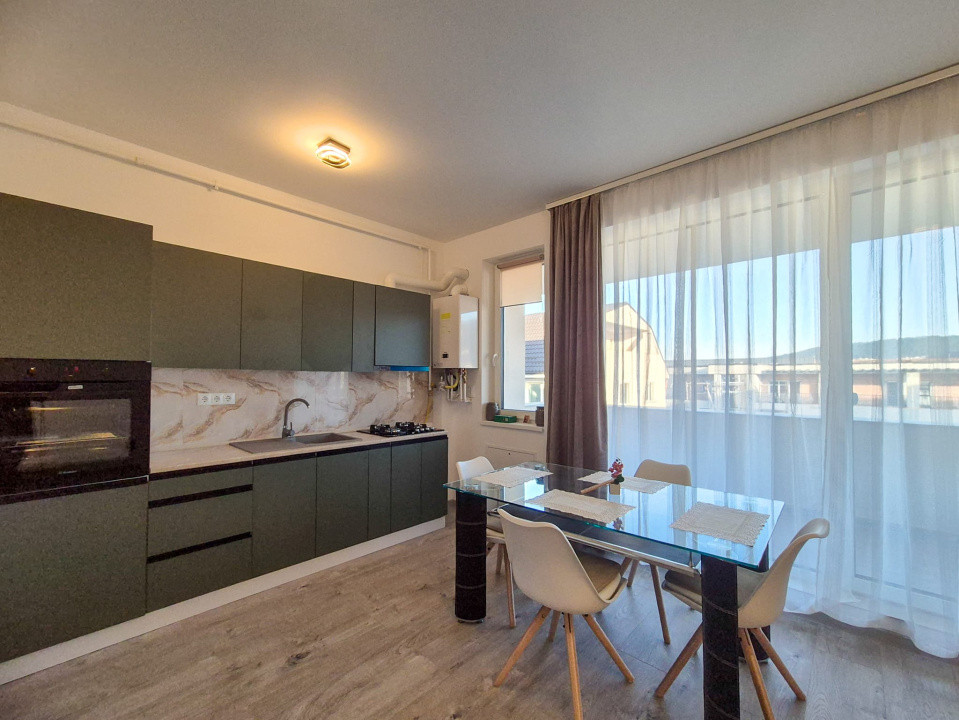 Apartament modern 2 camere cu terasa, prima inchiriere-Strada Cetatii