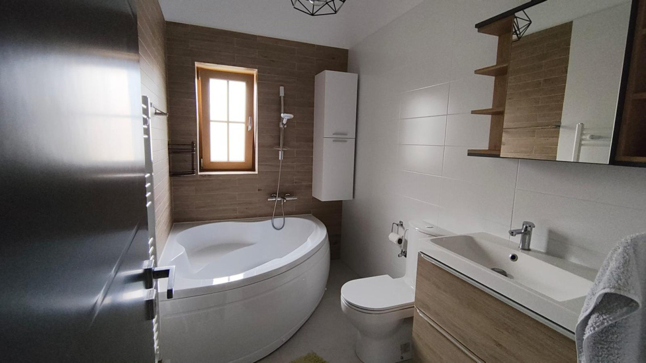 Casa individuală | 4 camere | 92 mp | 393 mp teren | Gilău