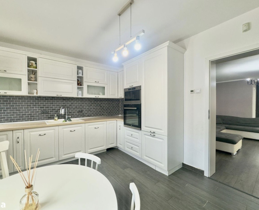 Casă tip duplex -zonă centrală Gilău, 4 camere 