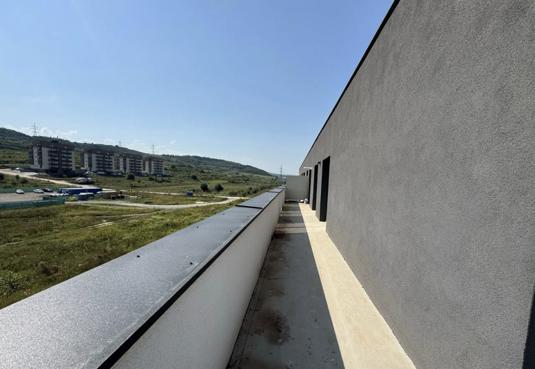 Apartament de 2 camere, Decomandat, 52 mp, Zona Terra.