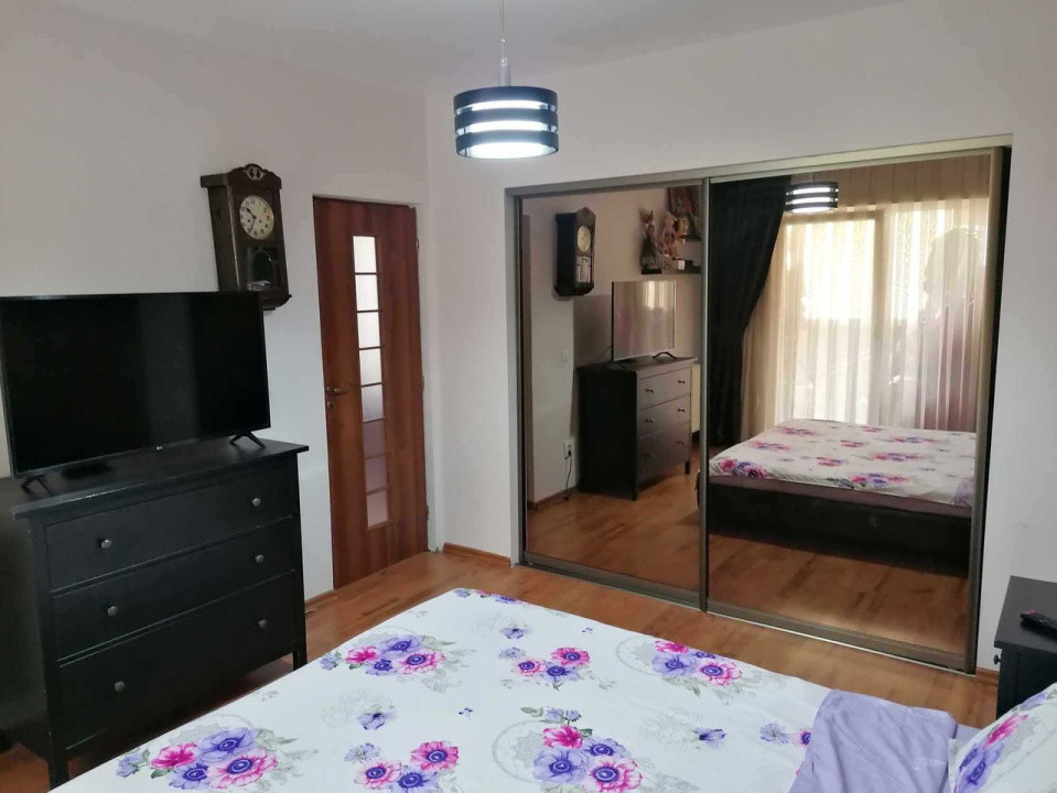 Apartament 3 camere/ 2 balcoane/ Parcare inclusa/ Zona Cetatii