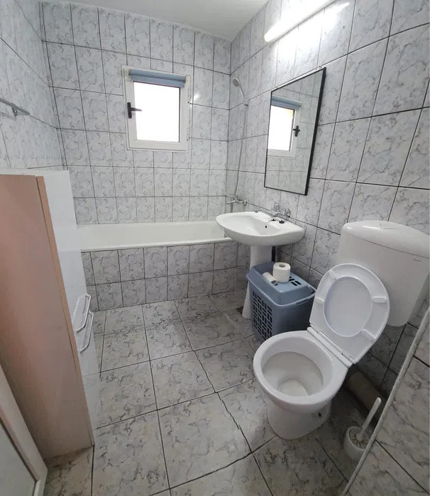 Apartament de 54mp, cu 2 camere, zona Intre Lacuri