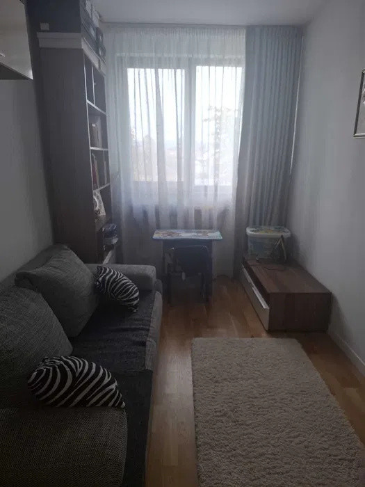 Apartament de 65mp, cu 3 camere, zona Grigorescu