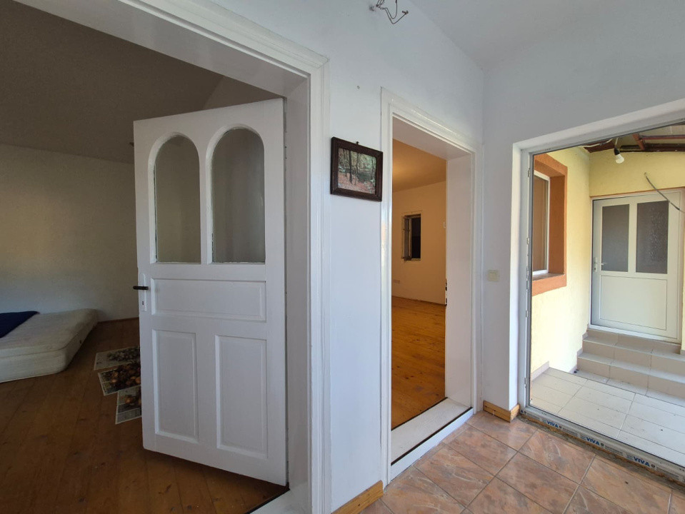 Casa individuala cu mansarda/ Teren 1000mp/ Petrestii de Jos