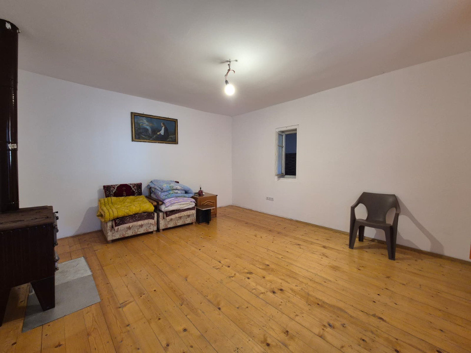 Casa individuala cu mansarda/ Teren 1000mp/ Petrestii de Jos