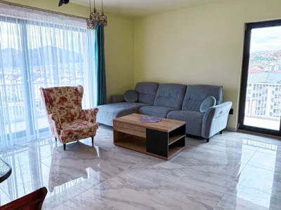 Apartament cu 3 camere, 59 mp, terasa, zona Eroilor