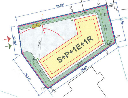 Teren 1040 mp cu casă demolabilă – Grigorescu, front 35 m 