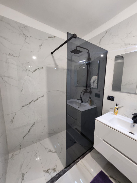 Apartament cu 3 camere, 55 mp, zona Eroilor