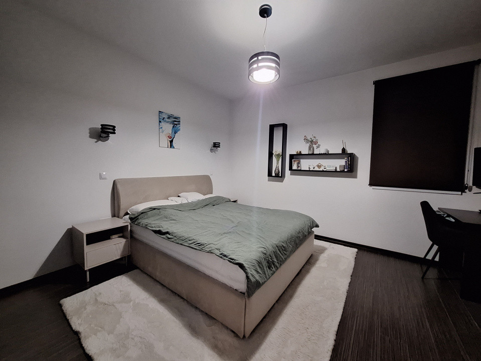 Apartament cu 2 camere, 50 mp, balcon, zona Stadionului