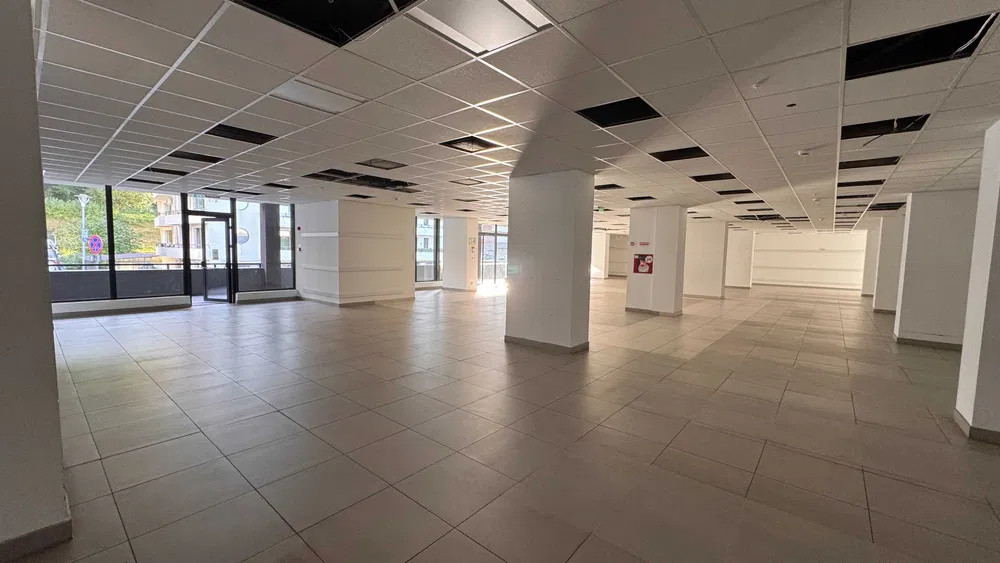 Spatiu comercial de inchiriat, 560mp, Manastur, Cluj Napoca