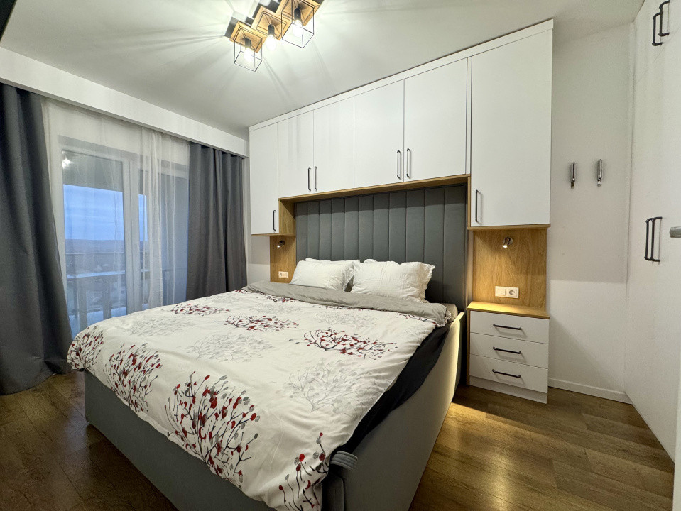 Apartament 3 camere, 80 mp, terasa 16 mp, la cheie, parcare, zona Iulius Mall