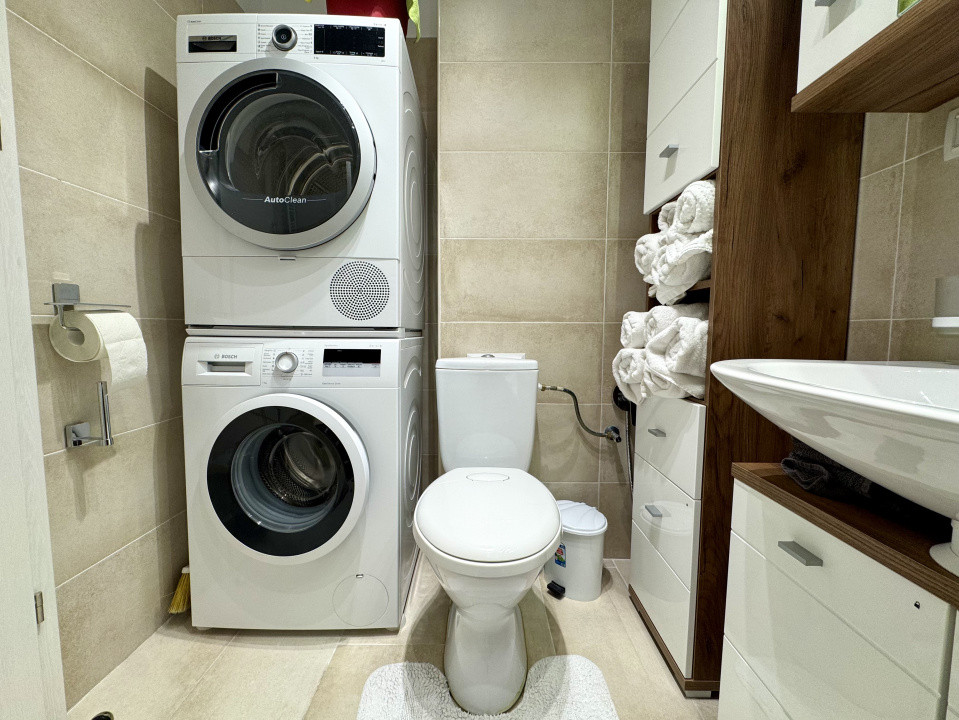 Apartament 3 camere, 80 mp, terasa 16 mp, la cheie, parcare, zona Iulius Mall