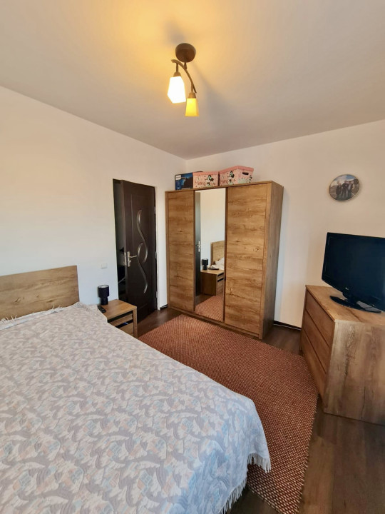 Apartament de 3 camere, 67 mp, mobilat utilat, zona Eroilor