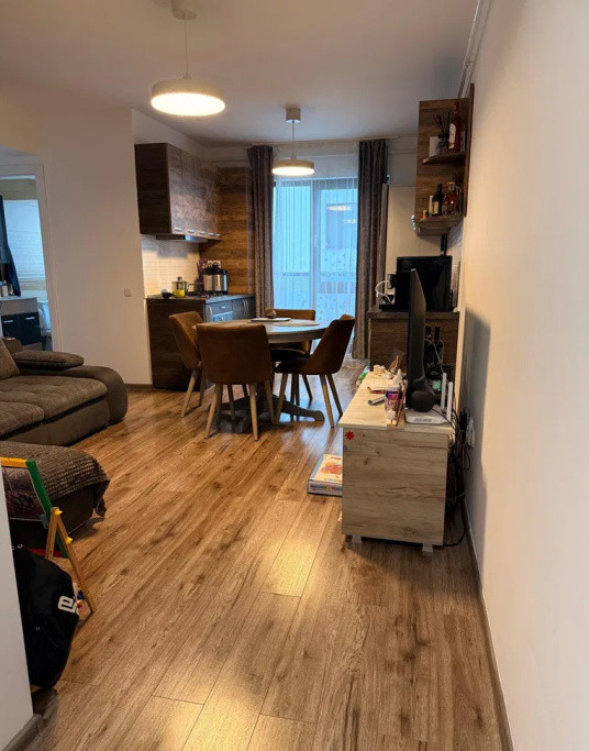 Apartament cu 3 camere, 59 mp, zona Grigorescu