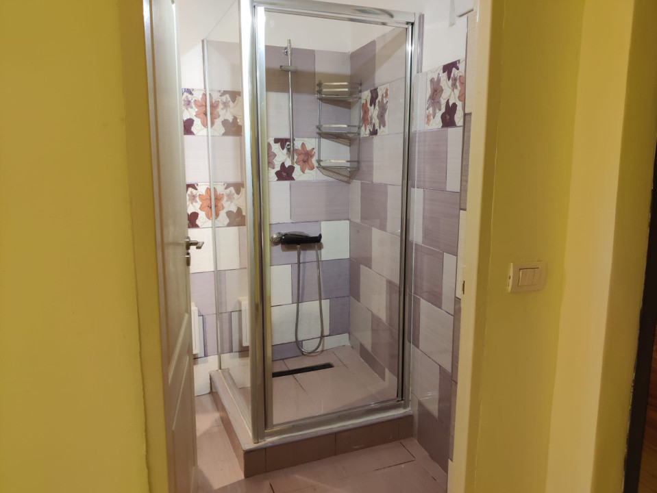 Apartament cu 2 camere decomandate,43mp,parcare, Zona Hasdeu