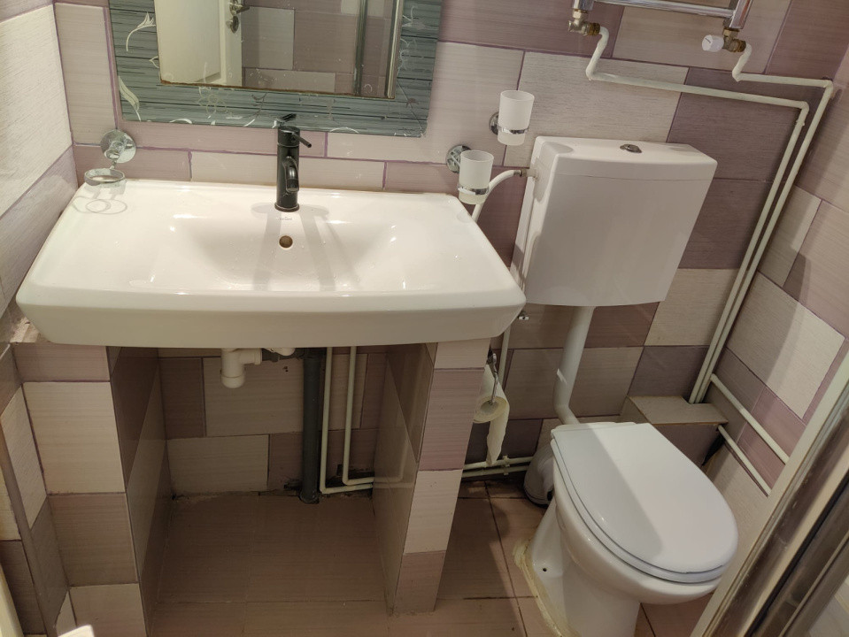 Apartament cu 2 camere decomandate,43mp,parcare, Zona Hasdeu