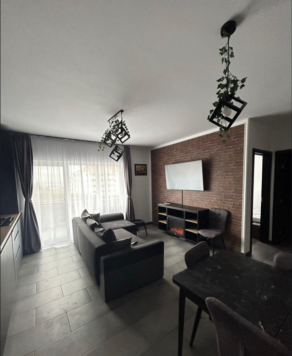 Apartament 2 camere | 38 mp | balcon | garaj | zona Teilor