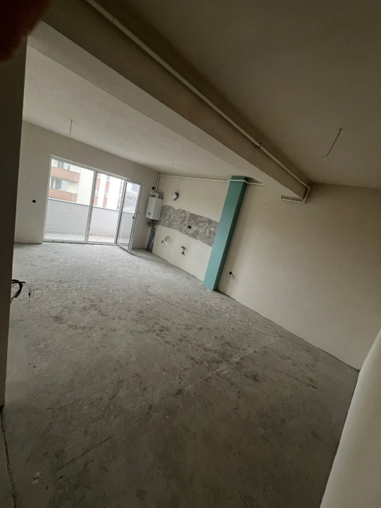 Apartament cu 2 camere, 47 mp, balcon, zona Eroilor