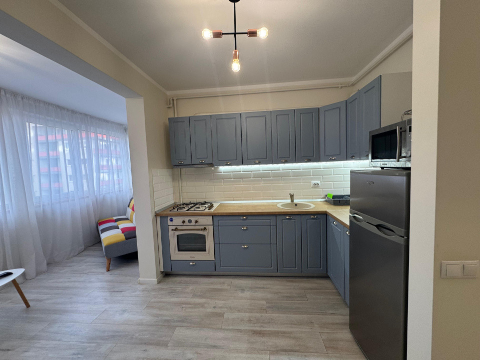 Apartament cu 2 camere, 51 mp, zona Ametyst