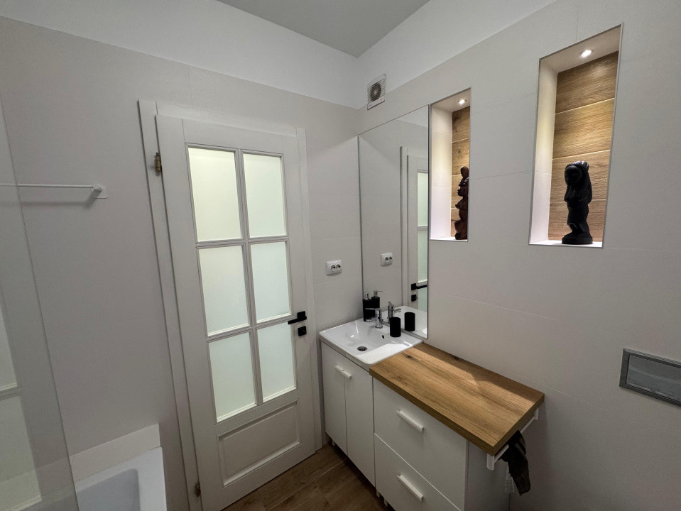 Apartament cu 2 camere, 51 mp, zona Ametyst