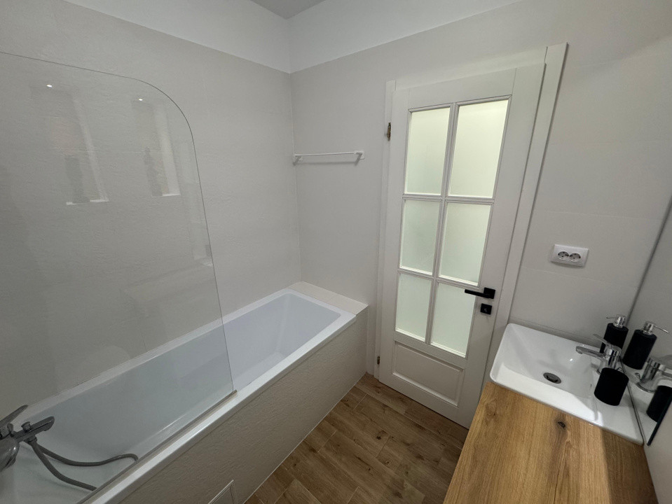 Apartament cu 2 camere, 51 mp, zona Ametyst