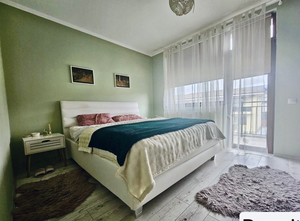 Duplex modern cu 5 camere, teren generos , strada Urusagului