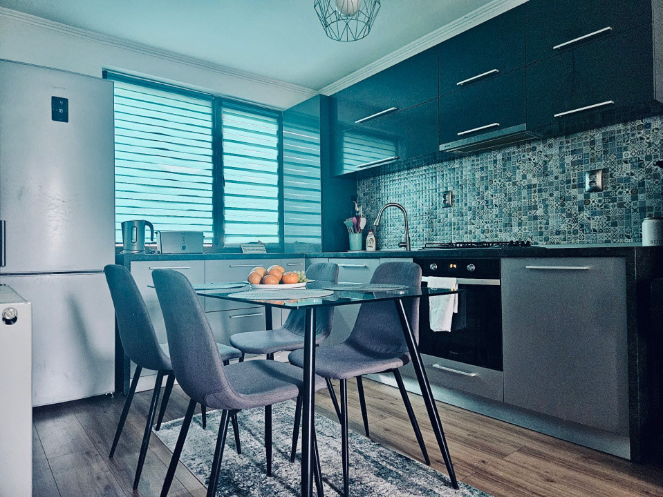 Duplex modern cu 5 camere, teren generos , strada Urusagului