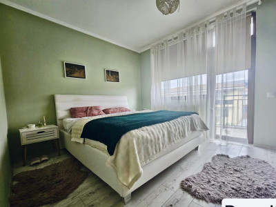 Duplex modern cu 5 camere, teren generos , strada Urusagului