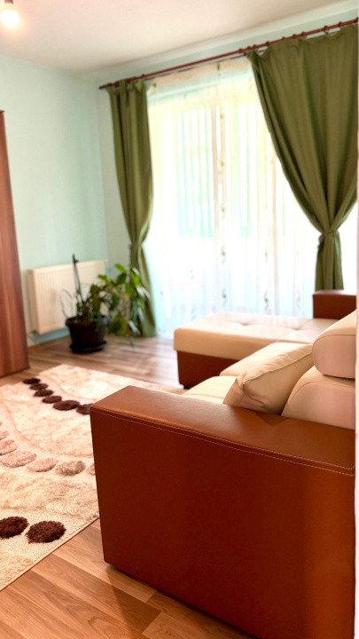 Apartament de închiriat,56 mp , 2 dormitoare ,etaj 1 ,parcare ,2 balcoane 