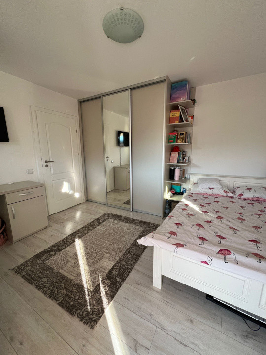 Duplex modern in zona Terra , 120 mp util cu grădină amenajată 