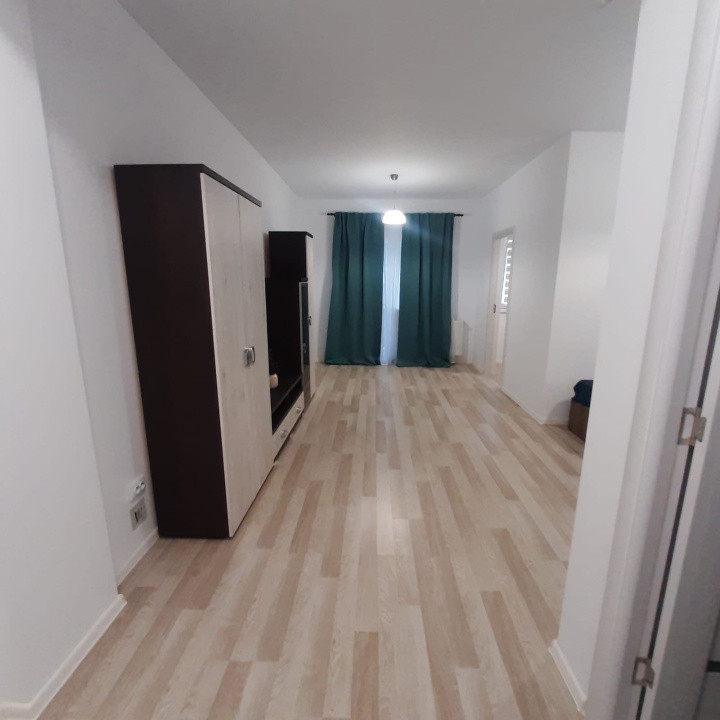 Apartament de 37 mp, 8 mp balcon, Zona Sesul de Sus
