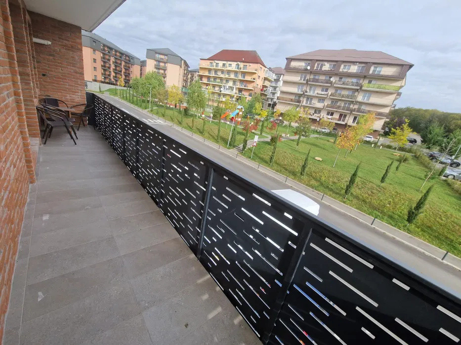 Apartament cu 3 camere,92mp,2parcarri,2terase, Zona Chinteni