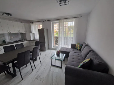 Apartament cu 3 camere,92mp,2parcarri,2terase, Zona Chinteni