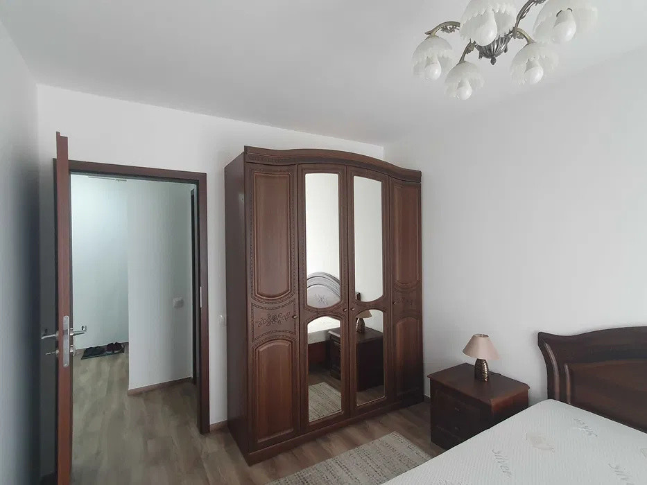 Apartament cu 2 camere,53mp,parcare,Zona Buna Ziua