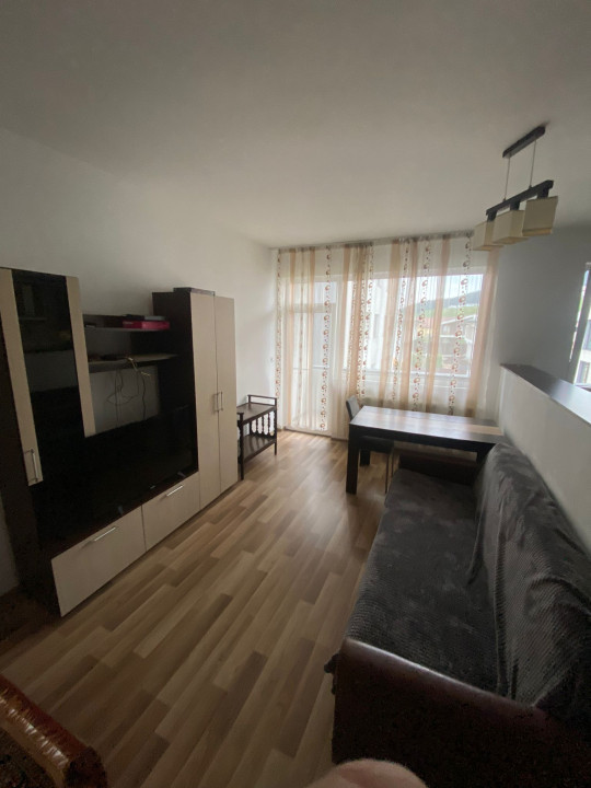 Apartament de 2 camere 62 mp , Zona Sub Cetate 