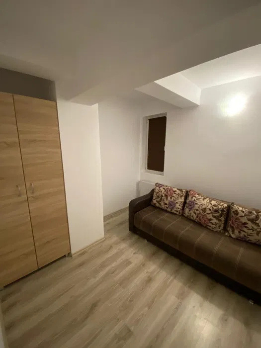 Apartament cu 3 camere, in zona Iris