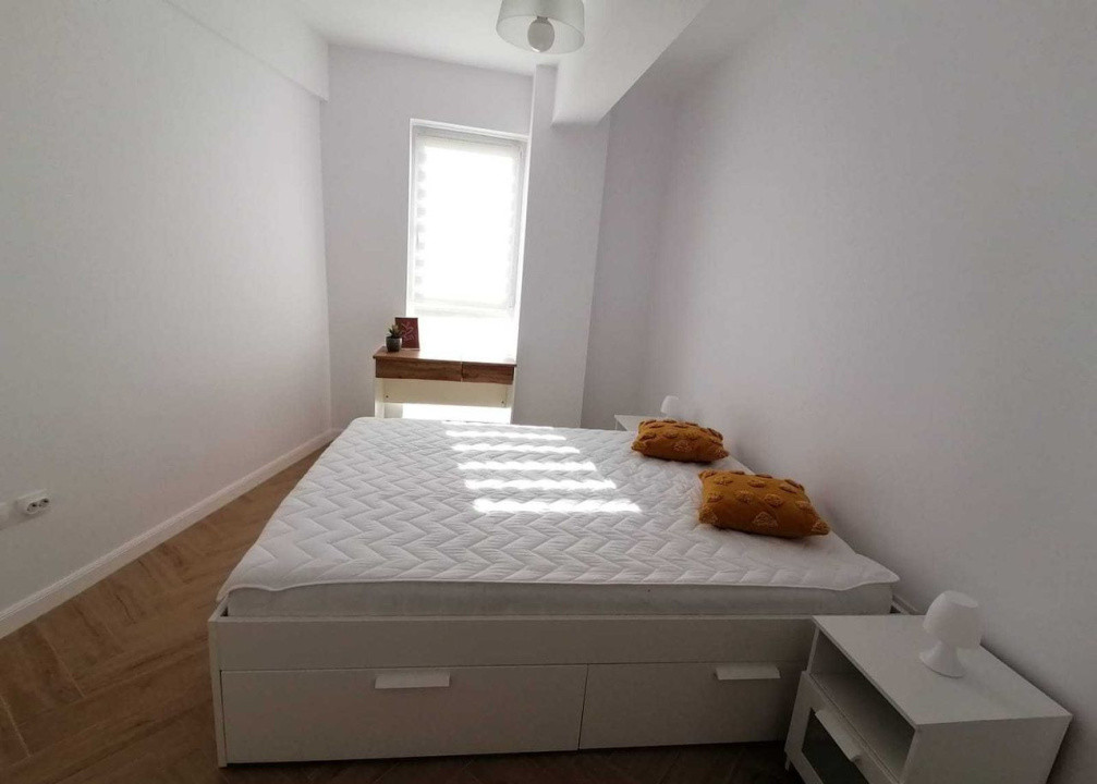 Apartament 3 camere, 65 mp, etaj intemediar, bloc nou, parcare subterana, Centru