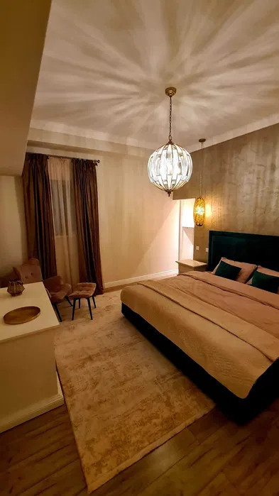 Apartament de LUX, 3 camere ,110 mp , Zona VIVO