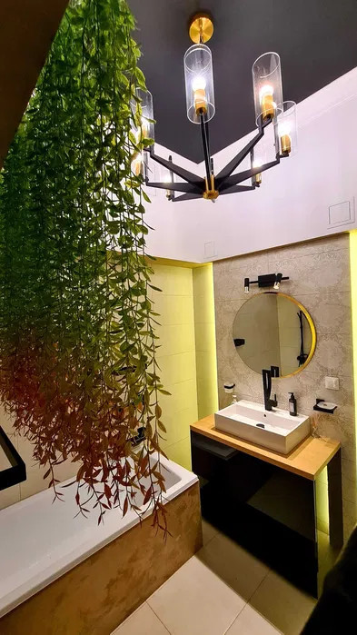 Apartament de LUX, 3 camere ,110 mp , Zona VIVO