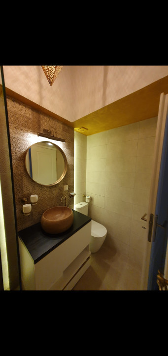 Apartament de LUX, 3 camere ,110 mp , Zona VIVO